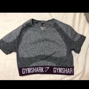Gymshark cropped short sleeve shirt size medium